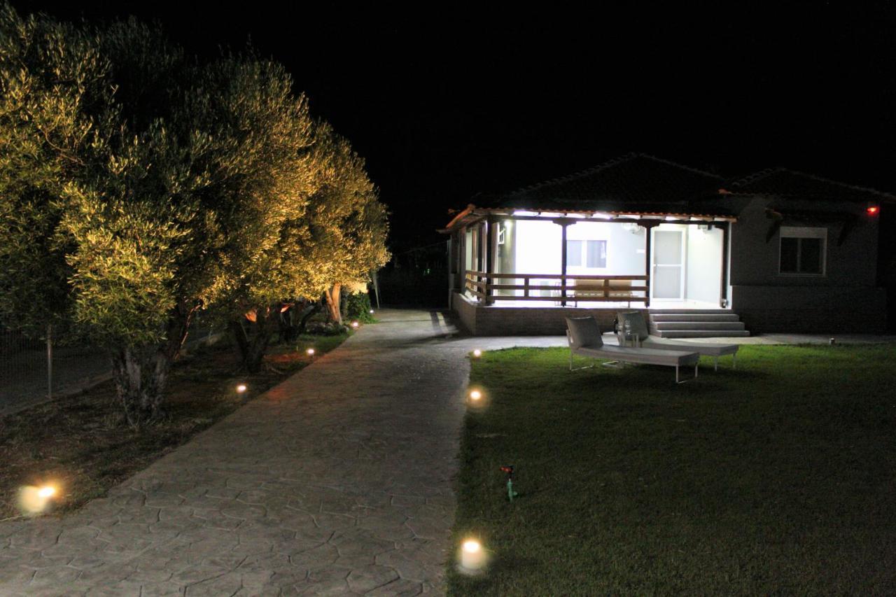 Chalkidiki Beach House Villa เนอาโปติไดอา ภายนอก รูปภาพ